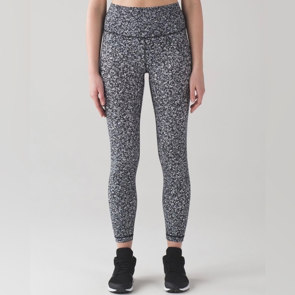 Lululemon - Wunder Under Hi-Rise 7/8 Tight (Full-On Luxtreme)